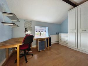 Bedroom 4- click for photo gallery